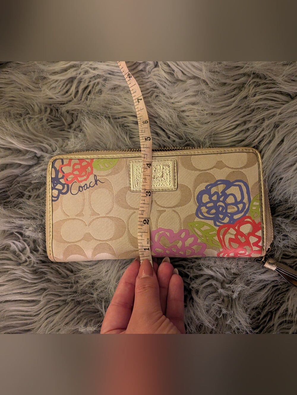 Coach Beige and Gold Floral Shoulder Bag - Picture 7 of 10